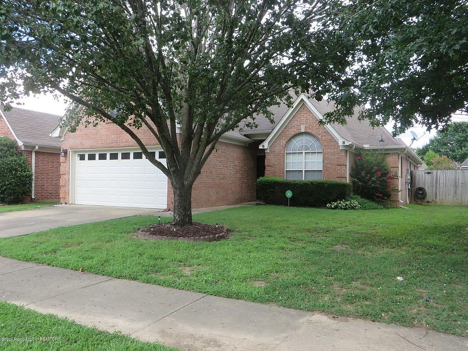 1st image of 8454 Regal Bend Dr