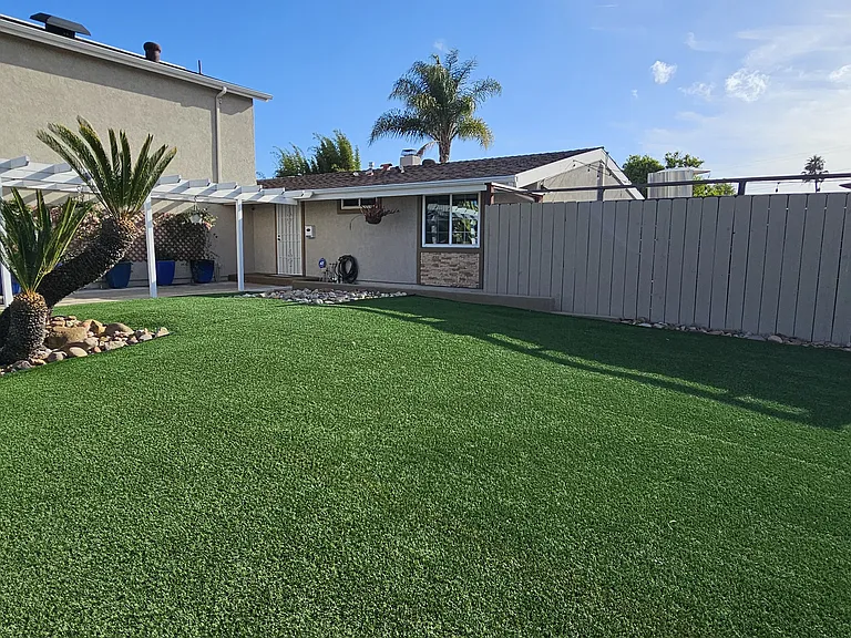 2494 Larrabee Pl — Photo 29