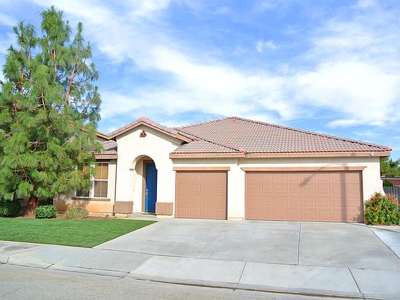 4th image of 3511 Tamarisk Dr