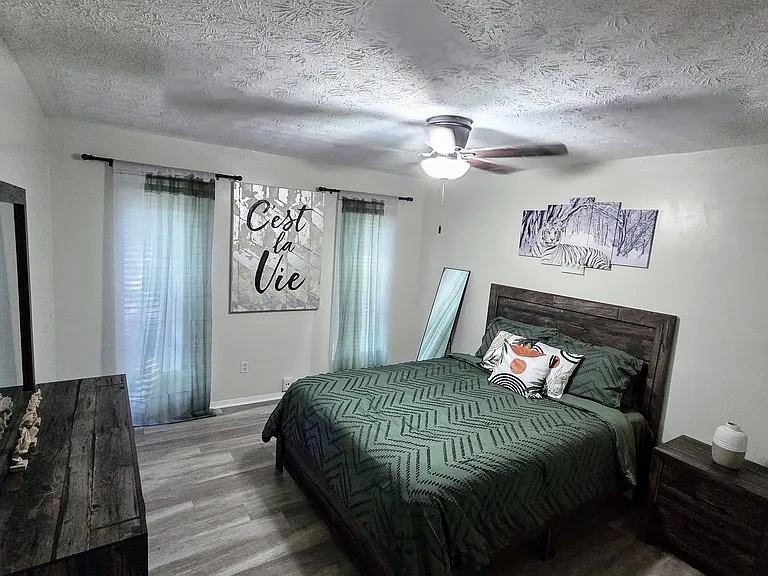 905 Wynnes Ridge Cir SE #905 — Photo 2