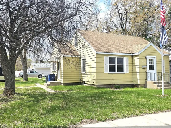 1051 Washington Memorial Dr, Saint Cloud, MN 56301