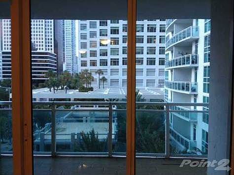 1st image of 951 Brickell Avenue 400 #400