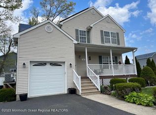721 9th St, Union Beach, NJ