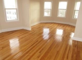 37 Dartmouth St #3, Worcester, MA 01604