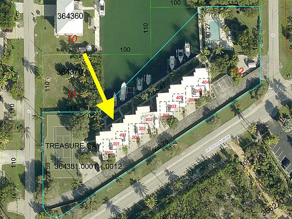 3rd image of 130 Coco Plum Dr APT 401