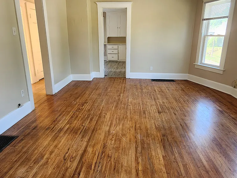 1206 S Galena Ave — Photo 12