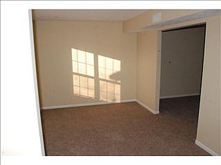 5th image of 1522 Royal Lake Dr