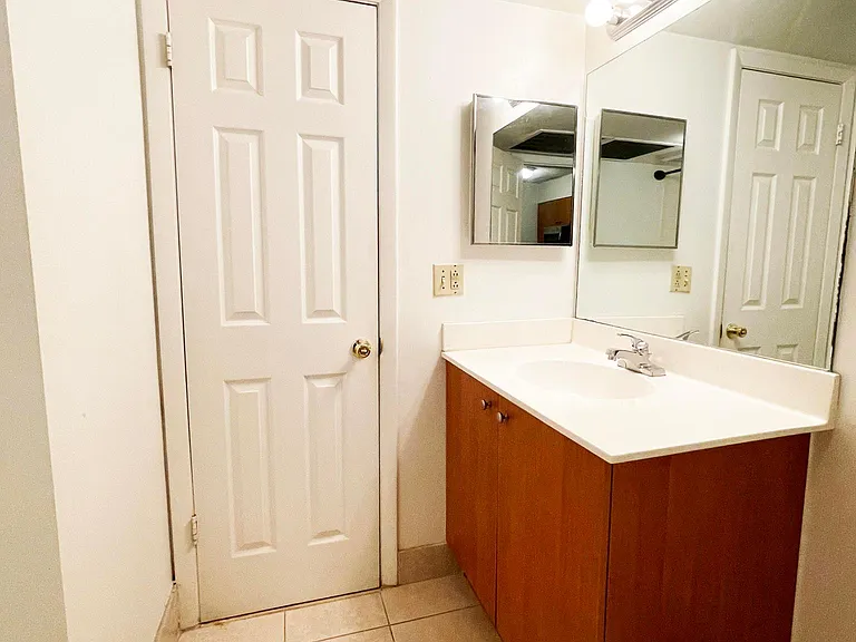 2810 N Oakland Forest Dr #207 — Photo 20