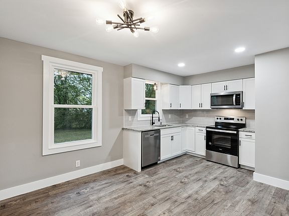 5th image of 2137 W Richmond Hill Dr