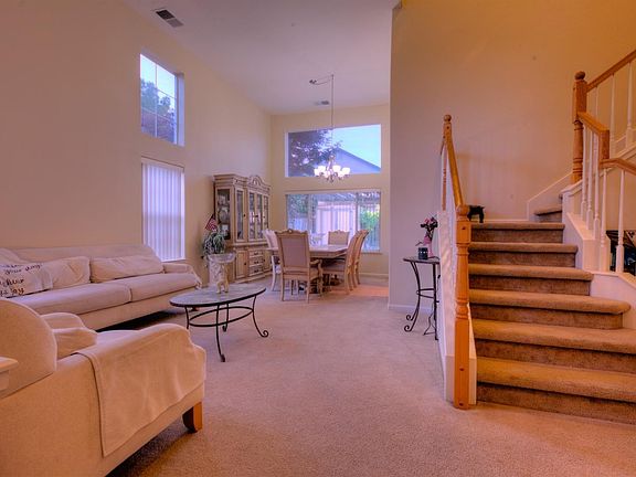 2nd image of 241 De Bord Dr