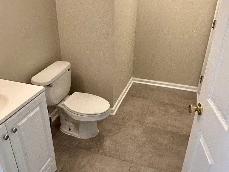 1061 Athena Ct — Photo 24