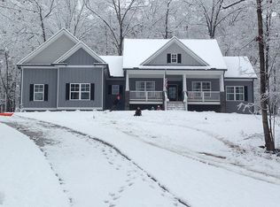 7340 Ashley Oaks Dr, Cumming, GA 30028