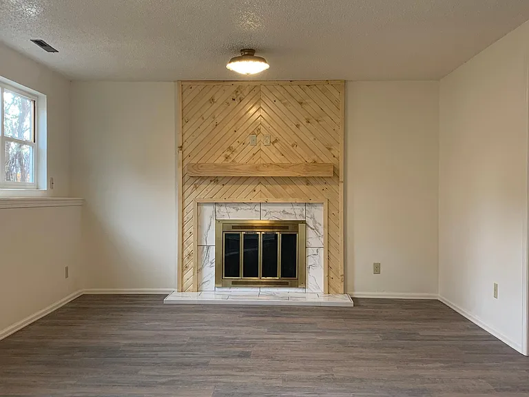 2950 Banderas Ln — Photo 15