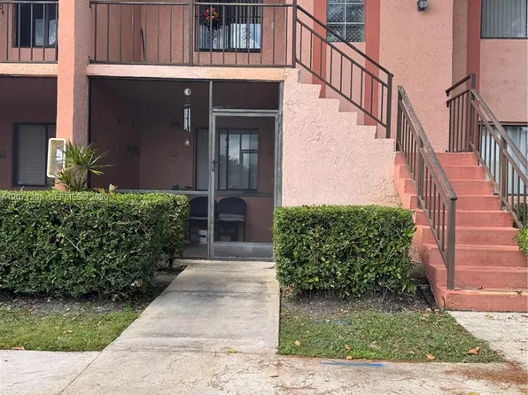 215 Lakeview Dr APT 105, Fort Lauderdale, FL 33326