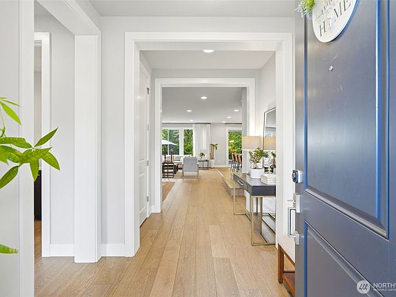 4th image of 16409 134th Street SE