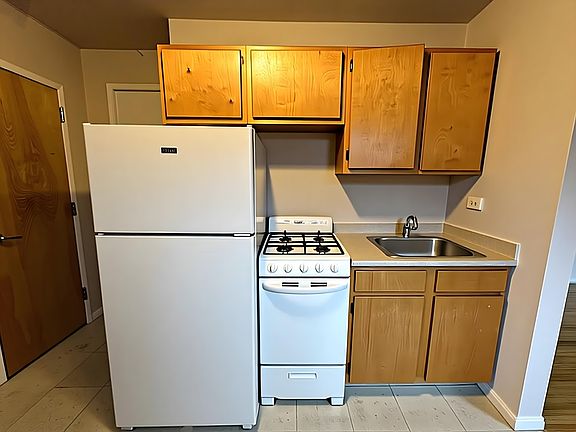 2nd image of 8716 Winchester Blvd APT 2A