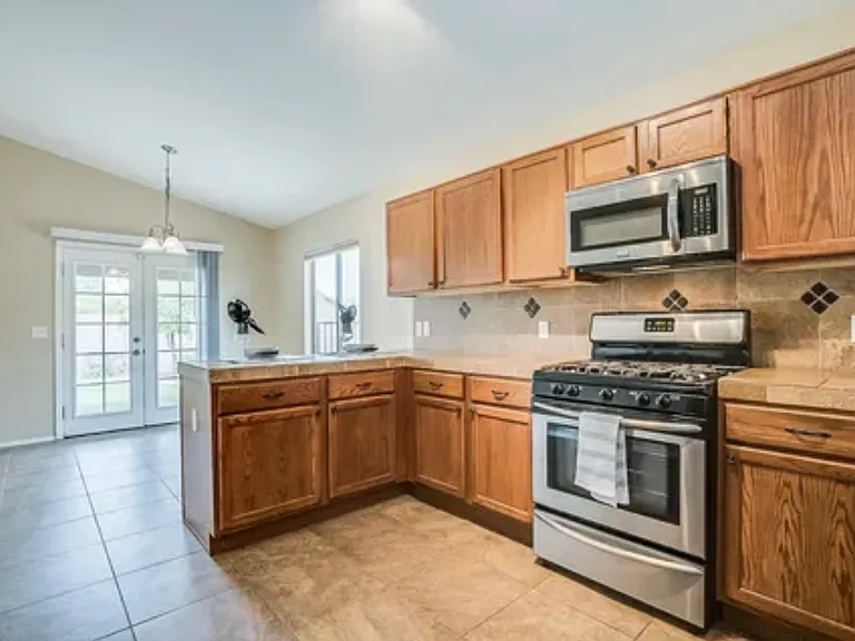 9549 N Scarlet Tanager Ln — Photo 2