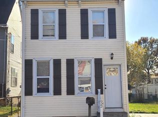 922 Clayton St, New Castle, DE 19720