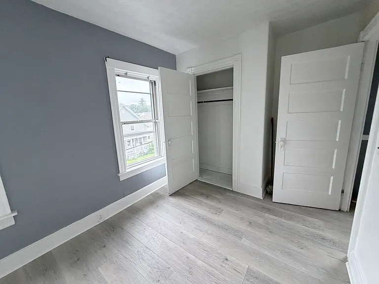 118 Chaplin St #3 — Photo 5