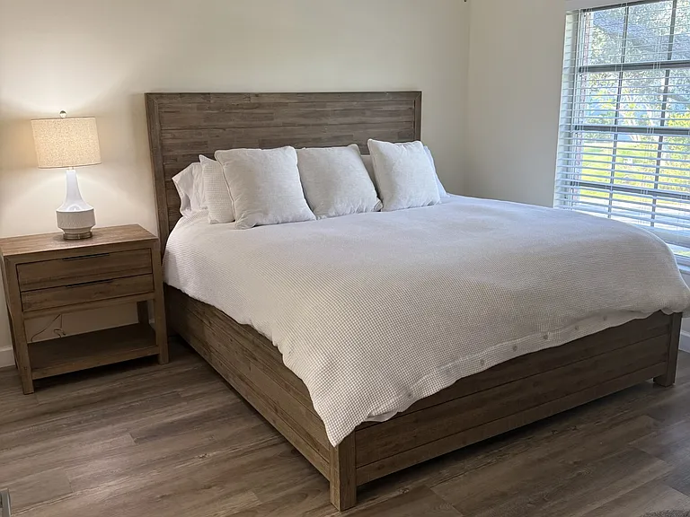 1900 Alamanda Dr #202 — Photo 19