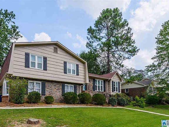 3rd image of 1024 Ivy Creek Trl