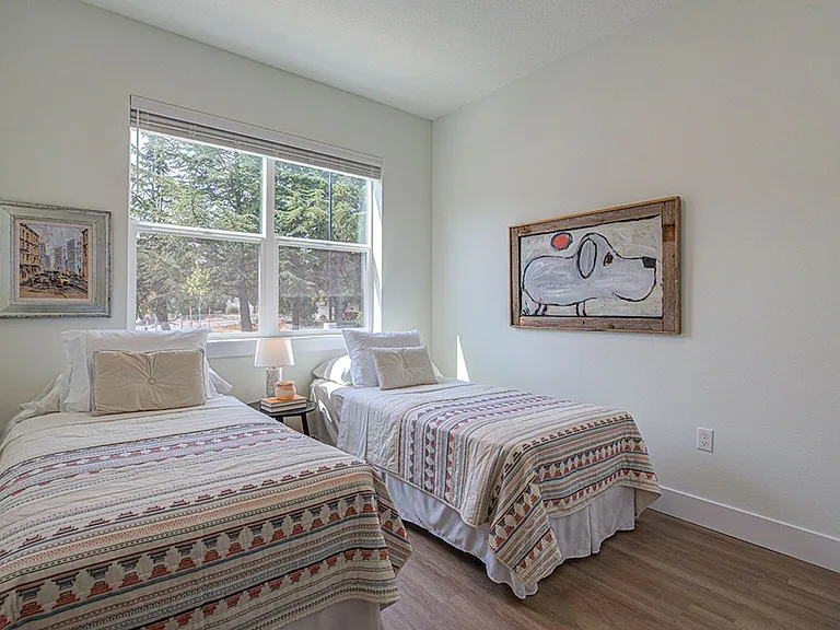 Bridger Court Apartments — Photo 28