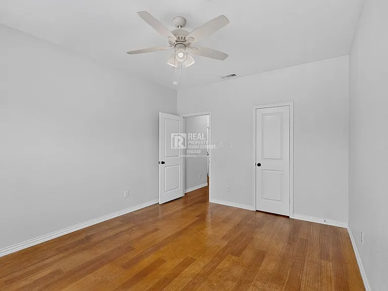 2000 Skylark Dr — Photo 17