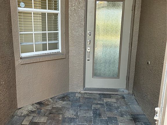 4th image of 9750 Sassafras Ct