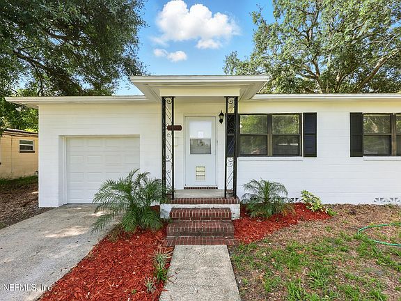 3rd image of 6552 SHADY OAK Drive