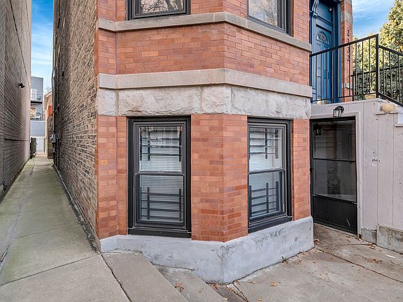 3rd image of 2332 N Hamilton Ave #G