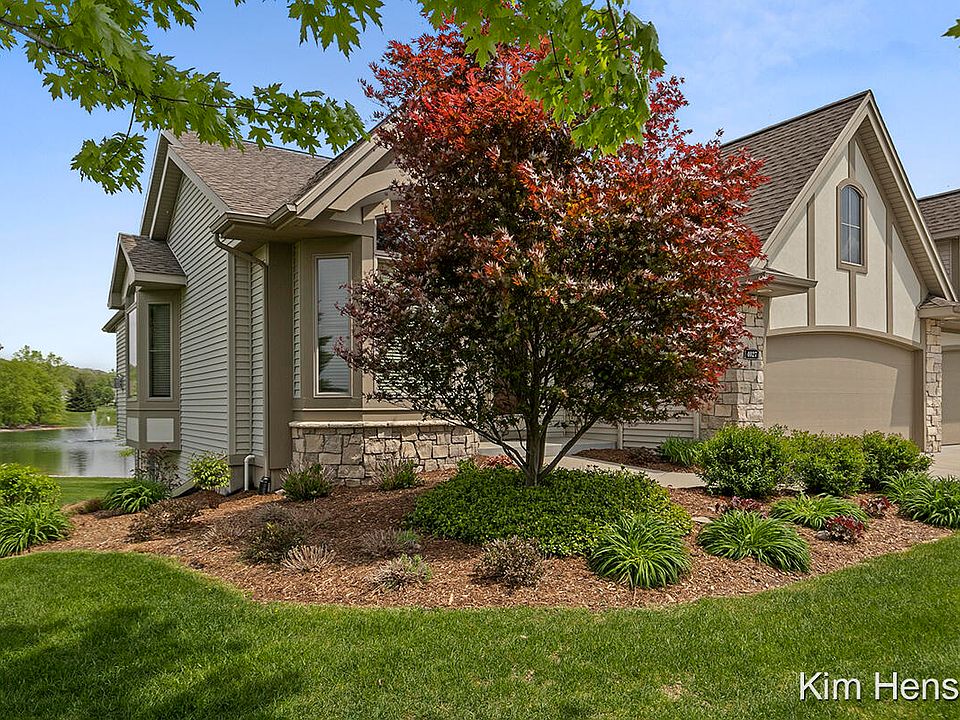 1st image of 4027 Tom Morris Dr NE