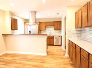 2053 Kings Rd, Carrollton, TX 75007