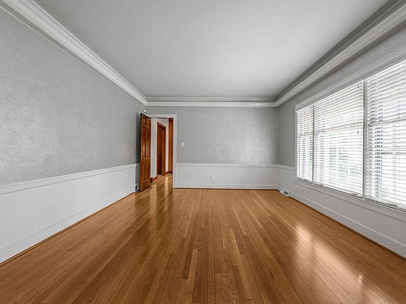 5th image of 804 Old Dobbin Rd