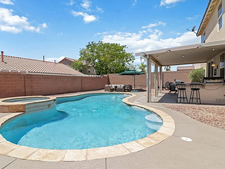 5505 Knotting Pass — Photo 48