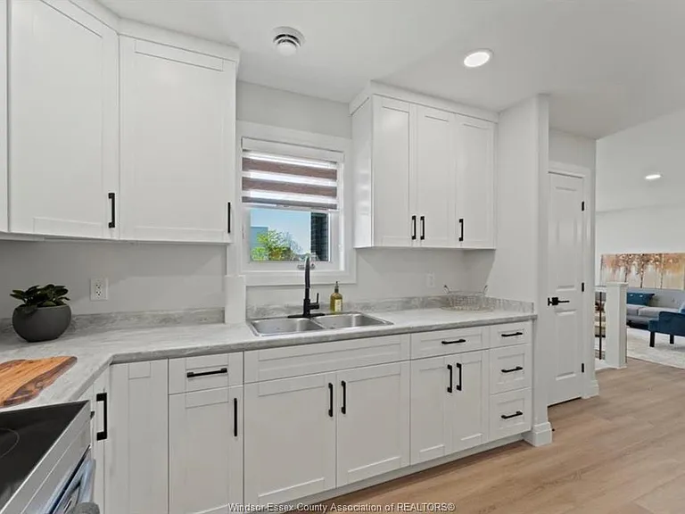 1844 Meighen Rd #2 — Photo 6