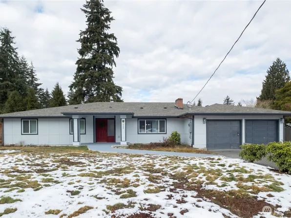 215 110th Place SE, Everett, WA 98208