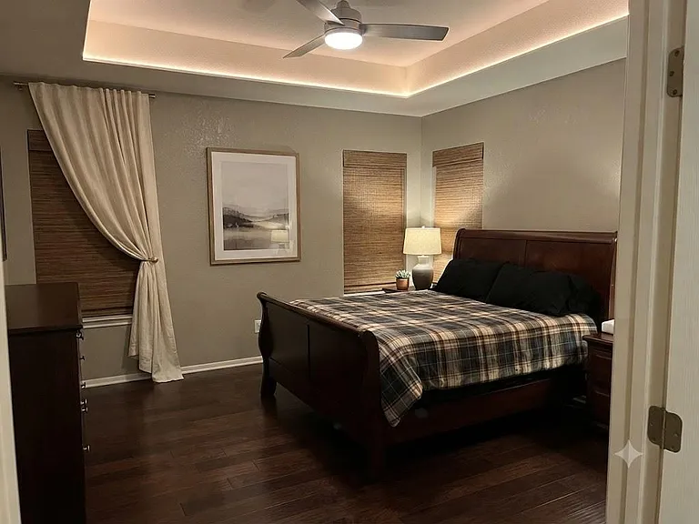 12910 Almeda Crossing Ct — Photo 9