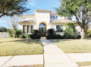 15114 Beech Fork Ln, Sugar Land, TX 77498
