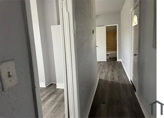 2314 Janette St — Photo 7