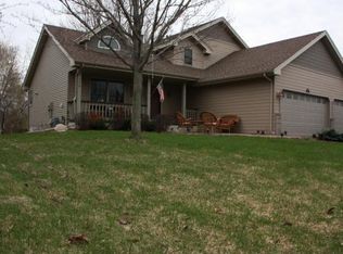 740 Fox Rd, Lino Lakes, MN 55014