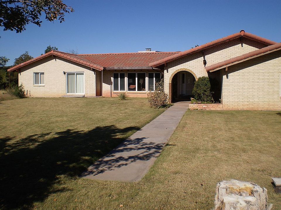 1st image of 7 Cottonwood Ln