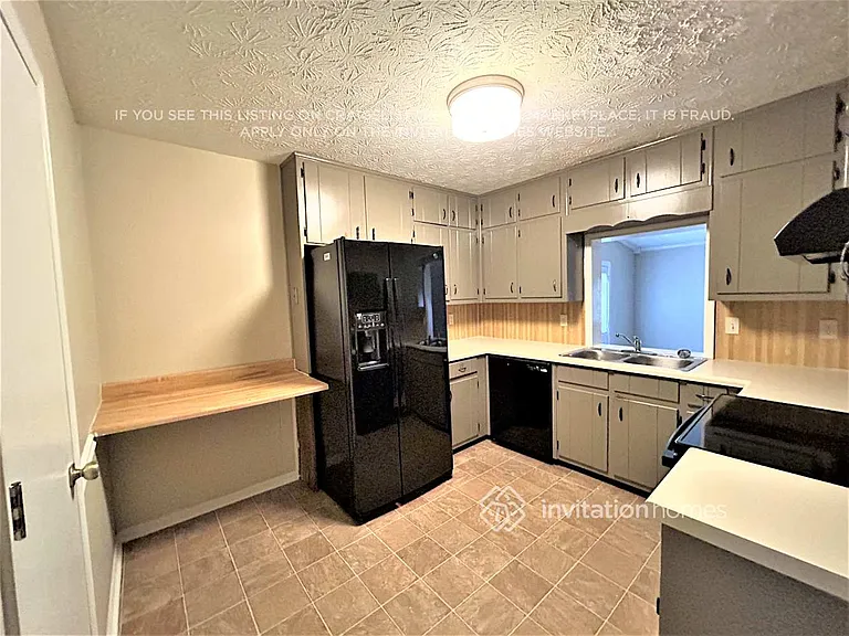 1830 Abercorn Way — Photo 9