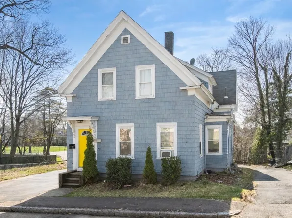 32 Milton St, Brockton, MA 02301