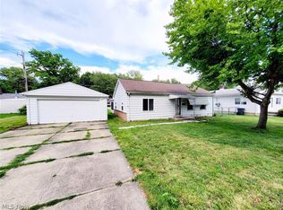 483 Campers Dr, Eastlake, OH 44095