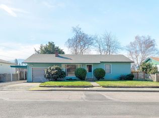 227 NE Outlook Ave, Grants Pass, OR 97526