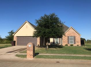 1864 Meadowview, Canton, TX 75103