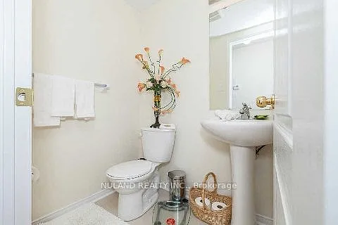 5 Mantello Dr — Photo 4