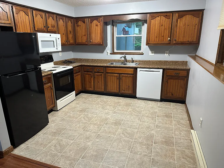 289 Holy Cross Rd #2 — Photo 3