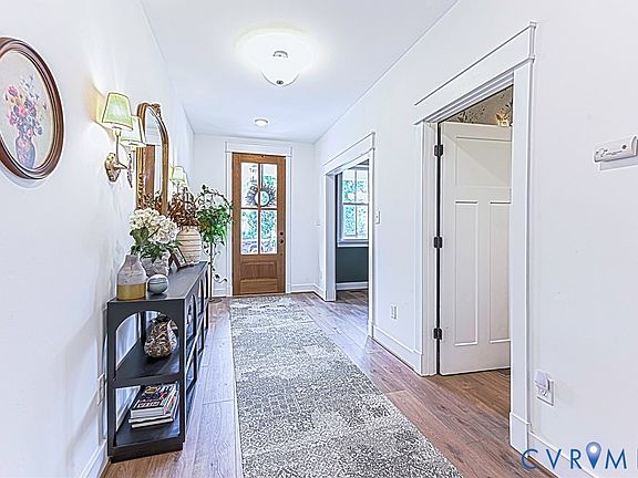 5th image of 8169 Lyman Ct