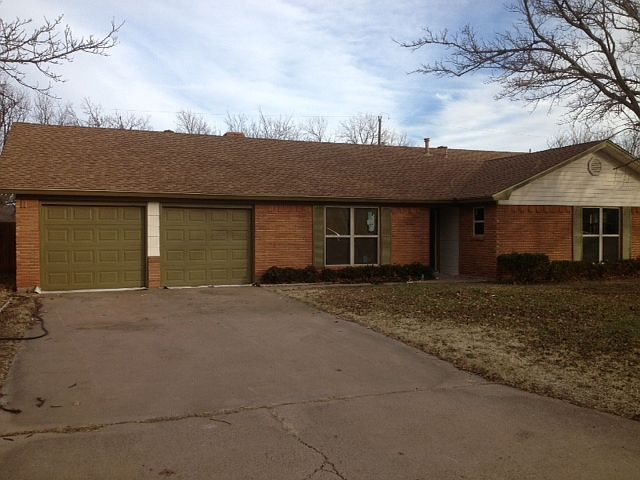 1st image of 2117 Delwood Dr